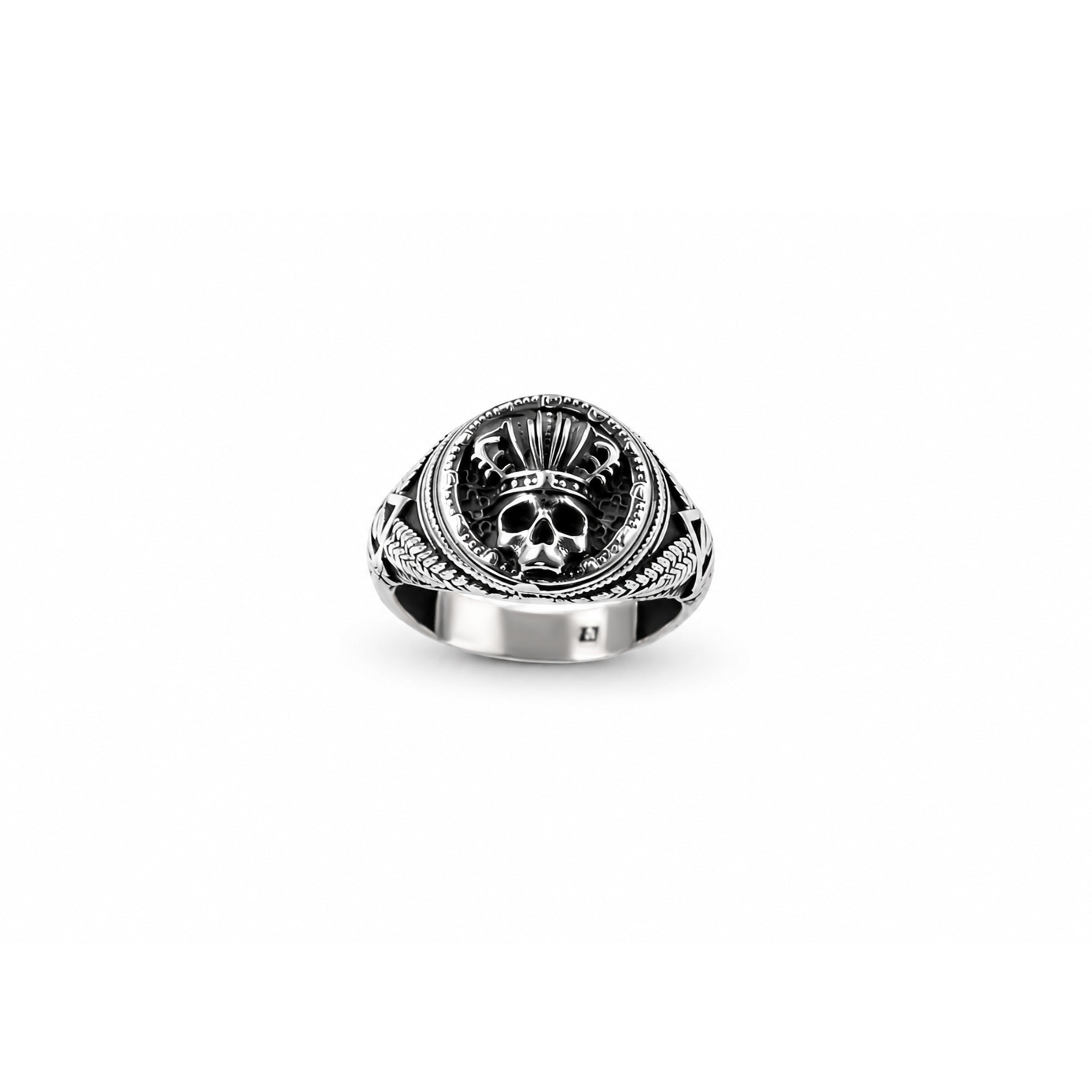Skull ring