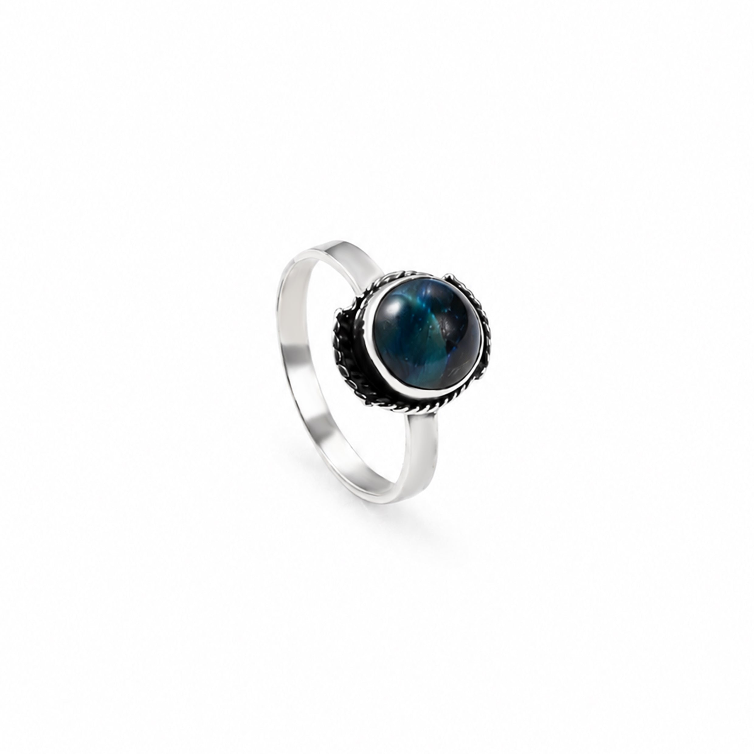 lndian style ring