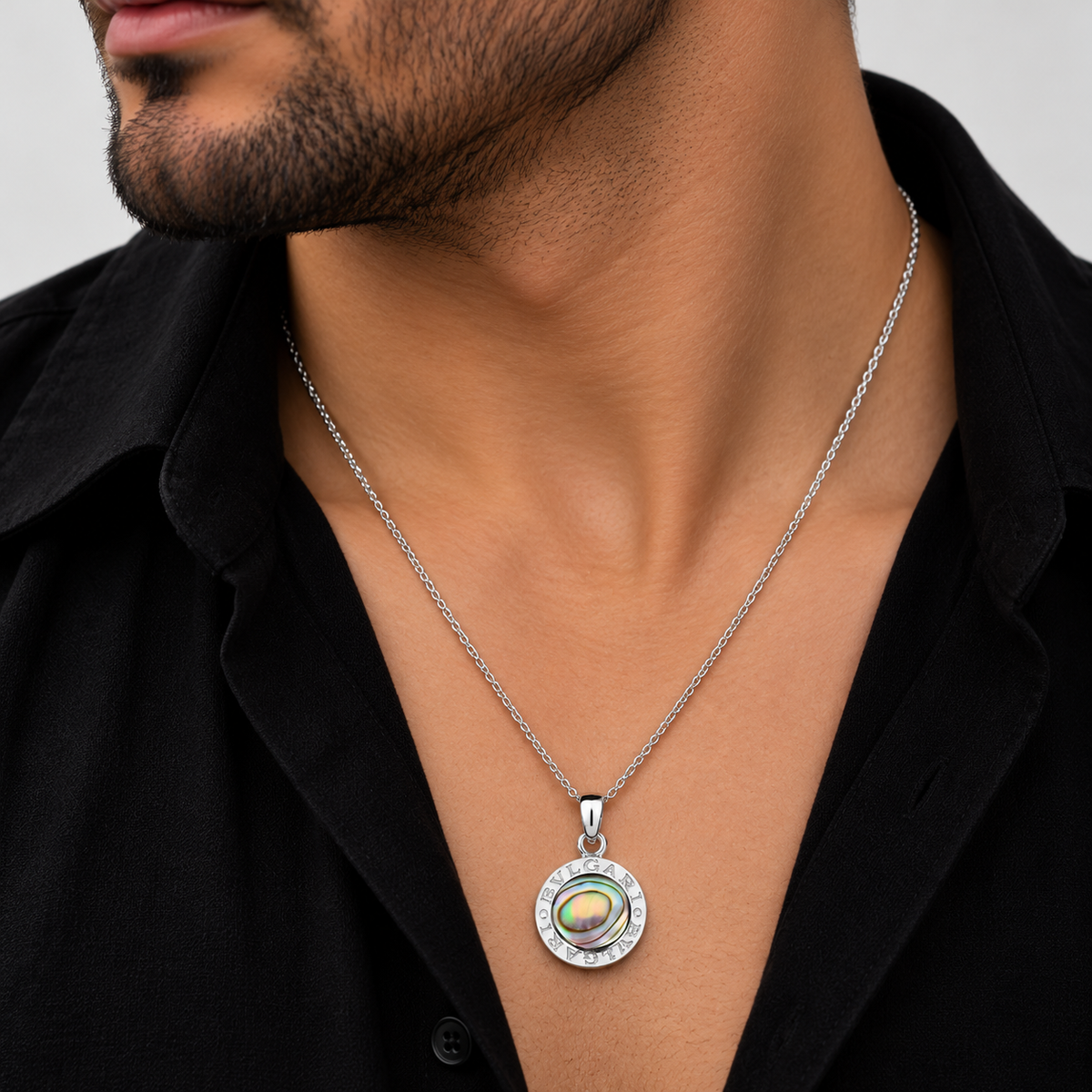 Burghalii necklace Nacre