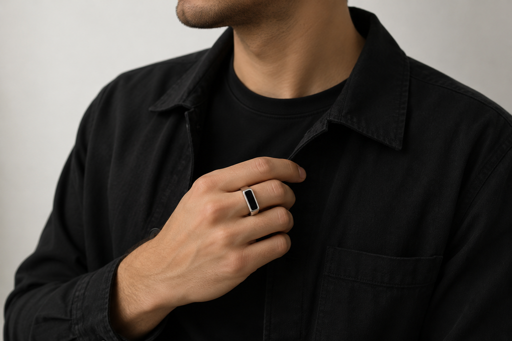 Black Bar