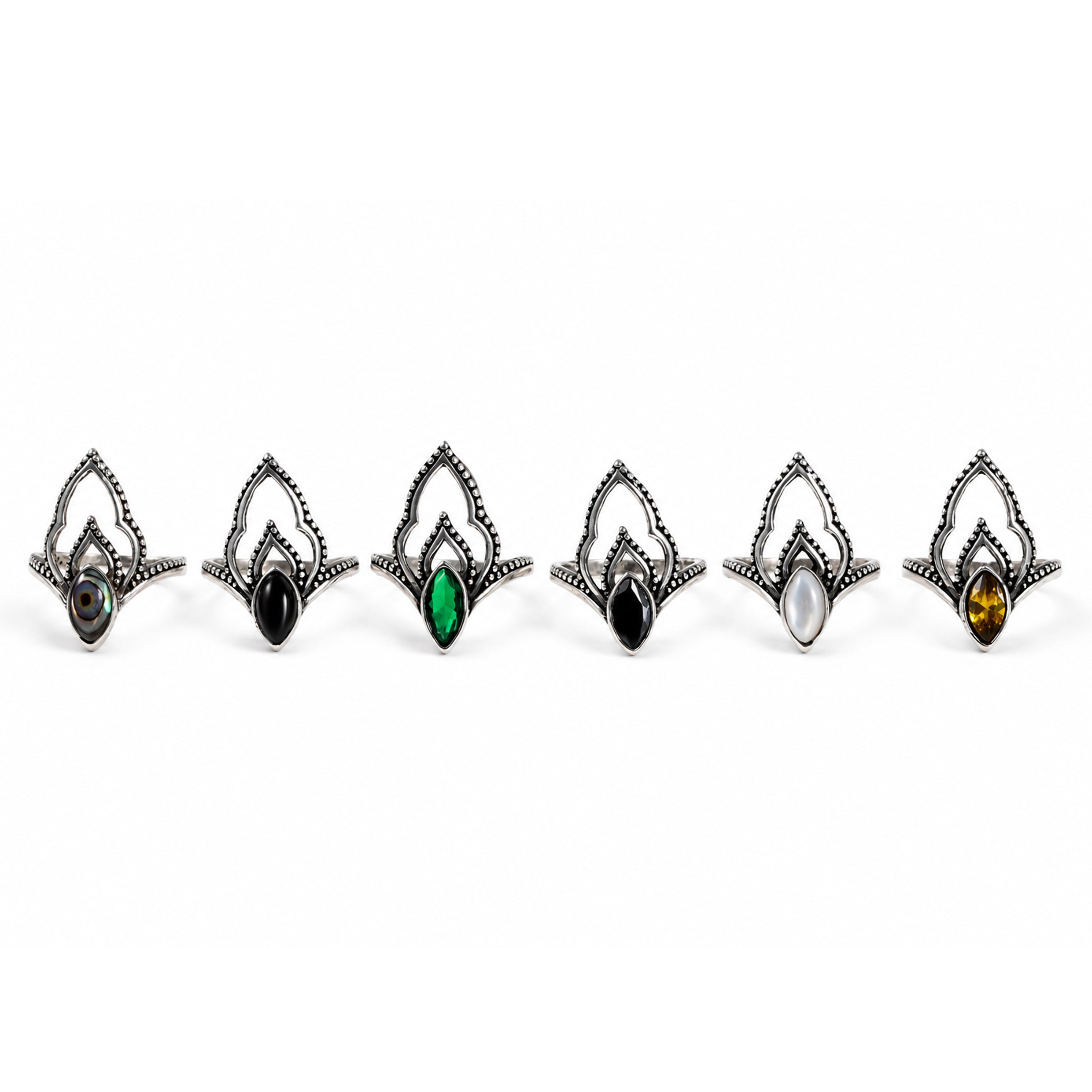 Elegant silver ring with a unique gemstone design