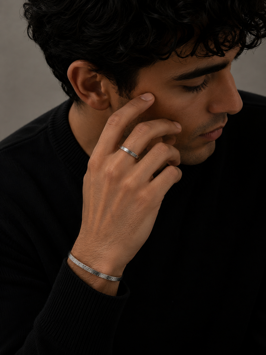 Arabesque silver bracelets