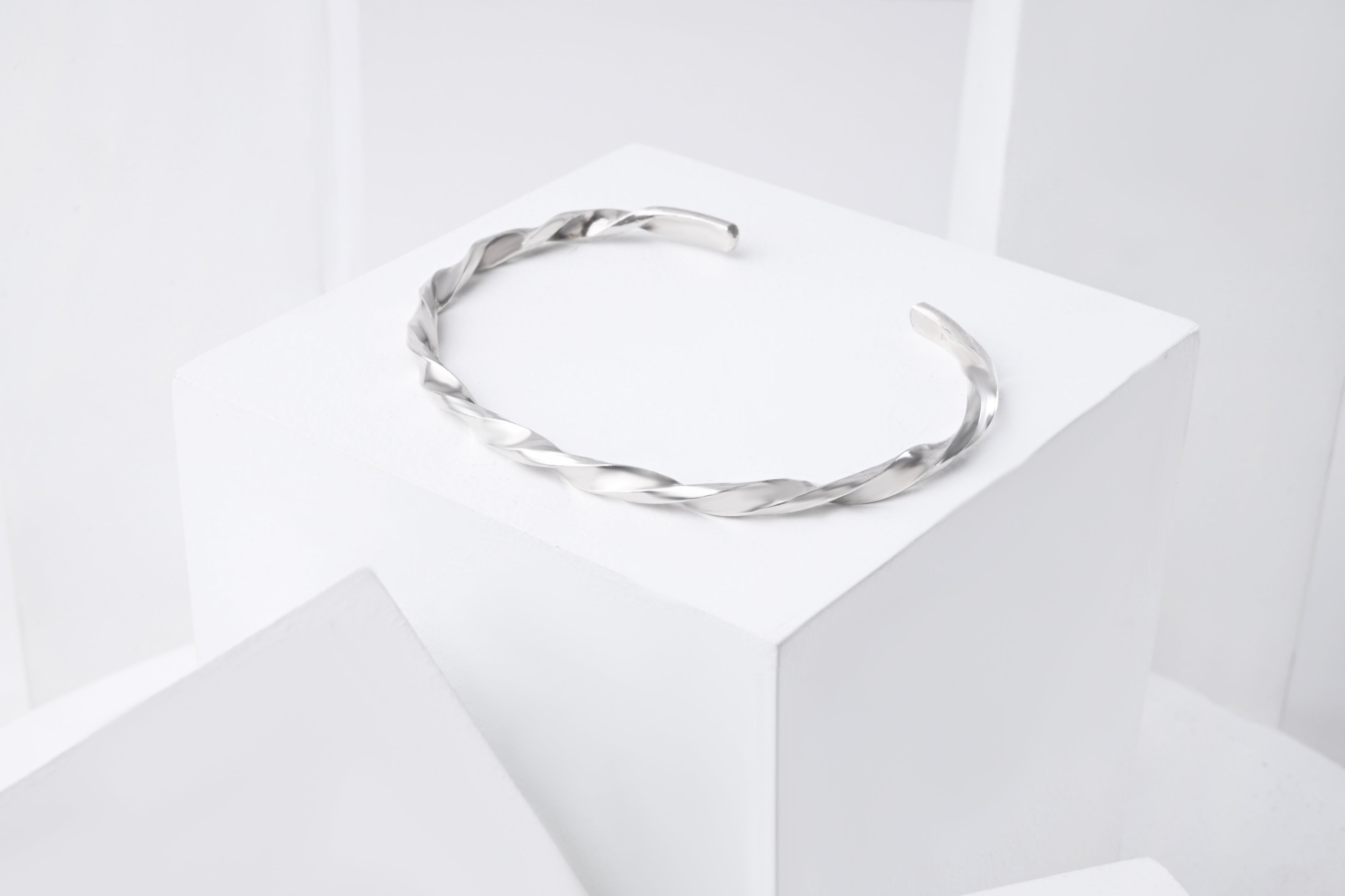 Wave Bracelet