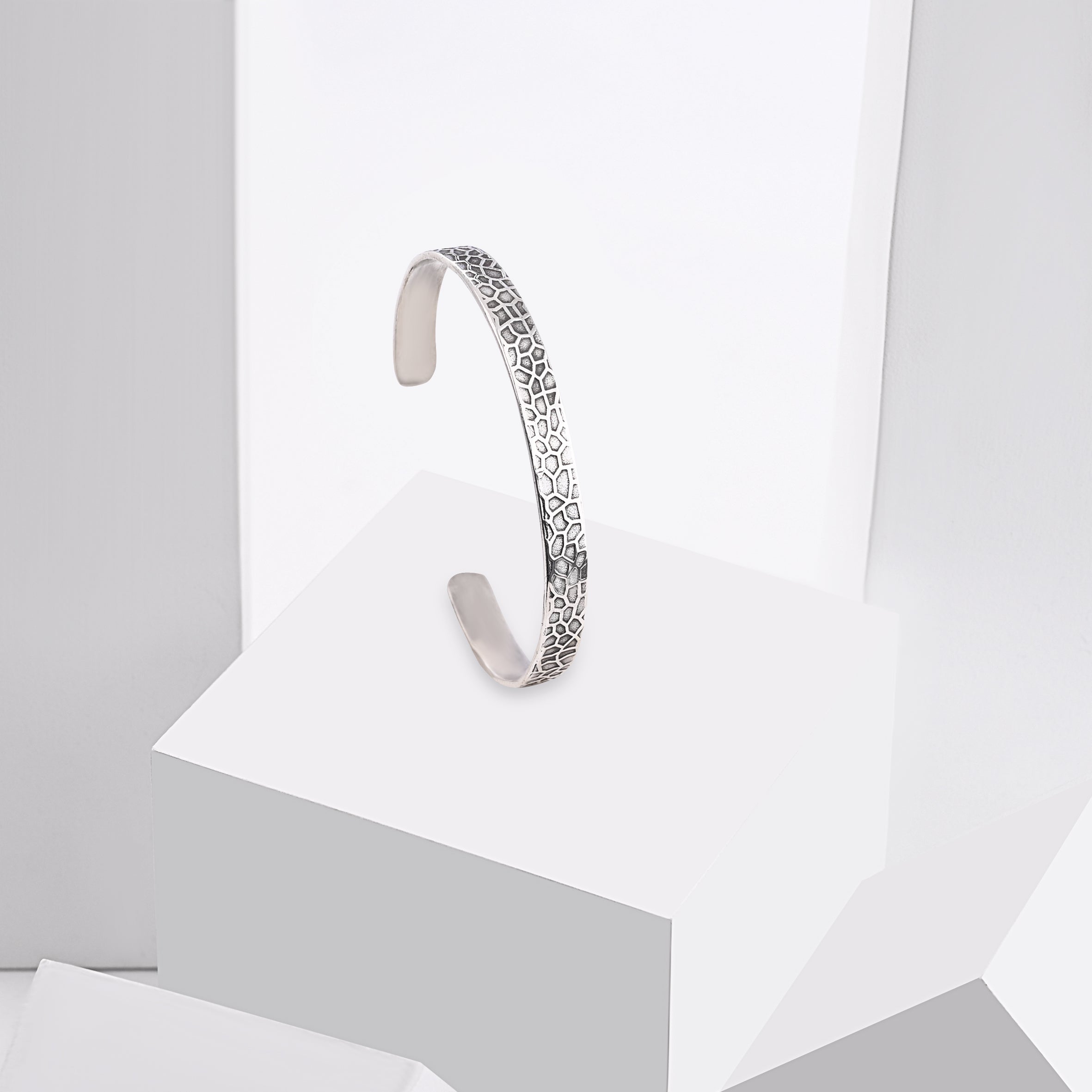 Arabesque silver bracelets