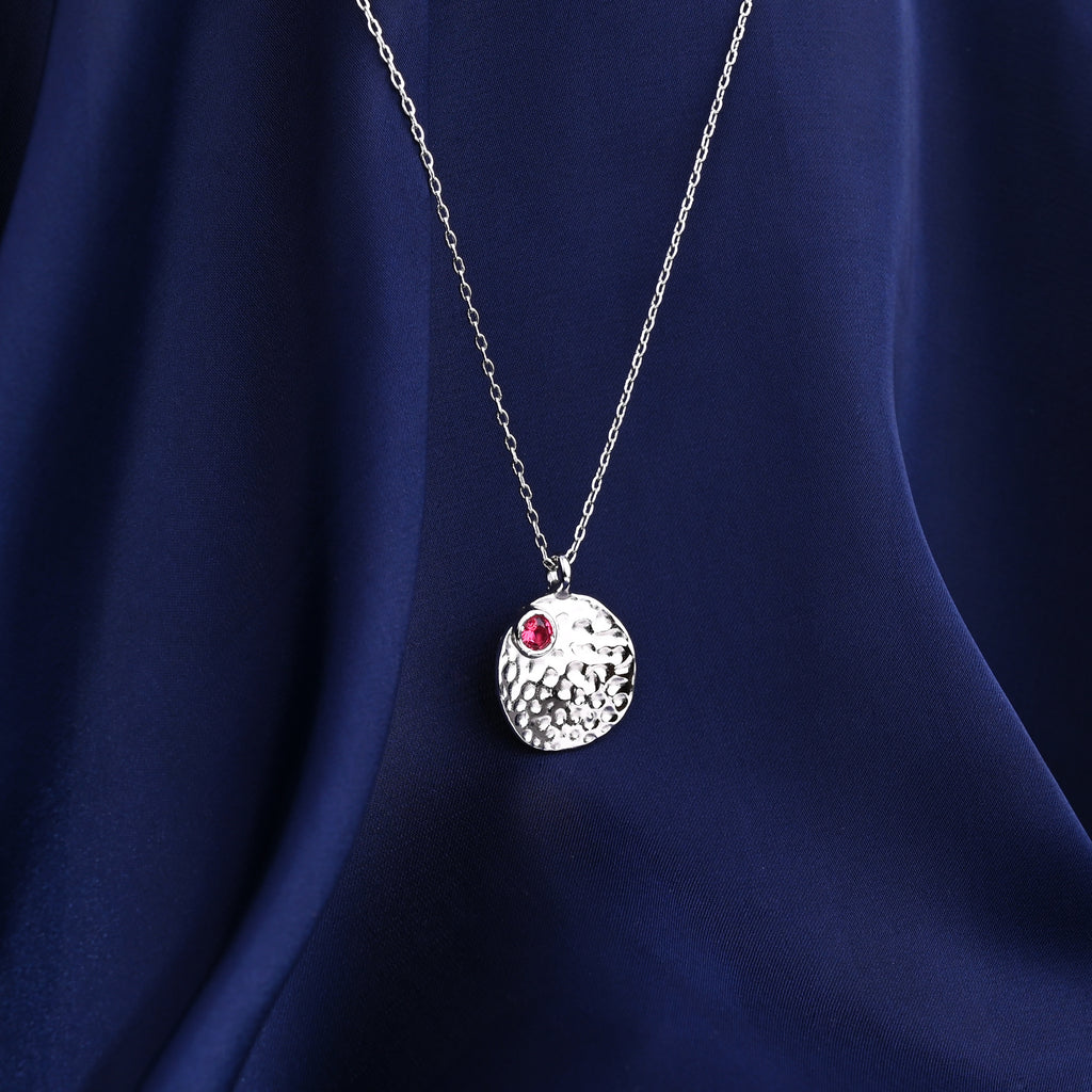 Hammered Circle Red Stone Necklace