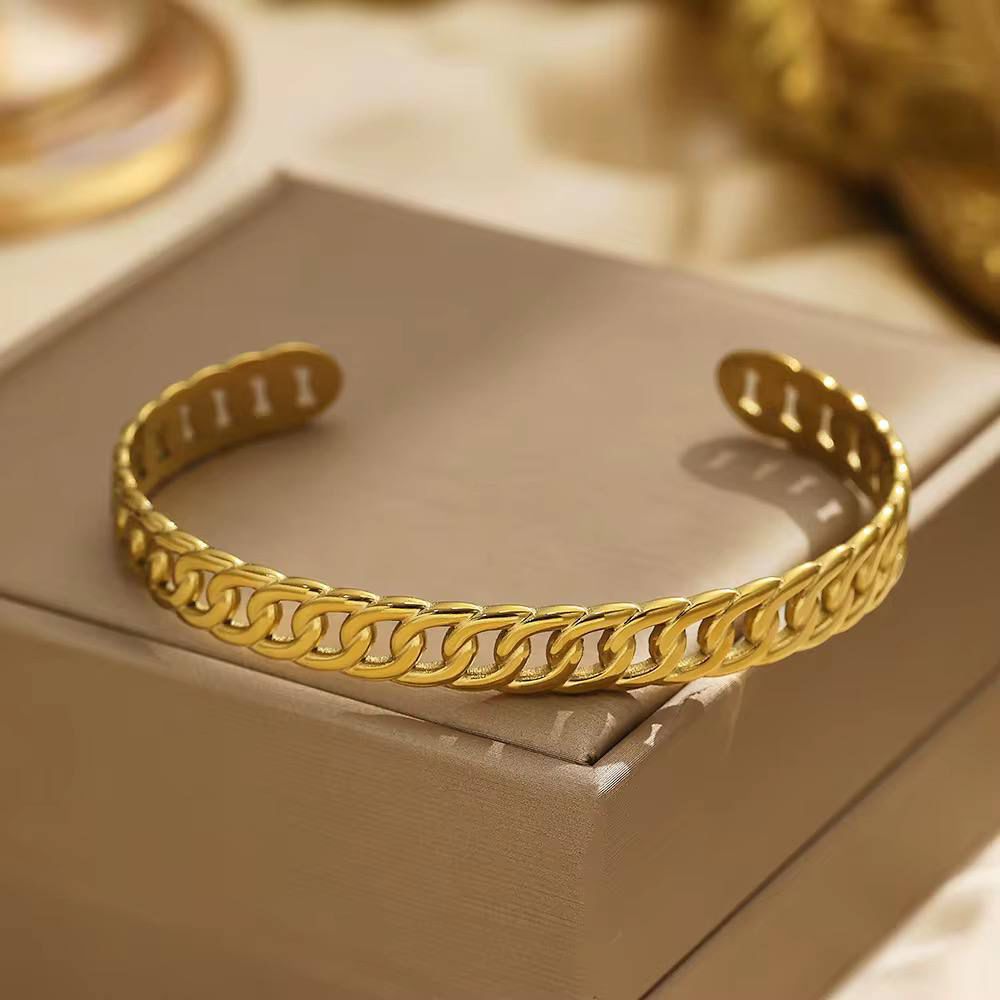 Cuban Link Bracelet