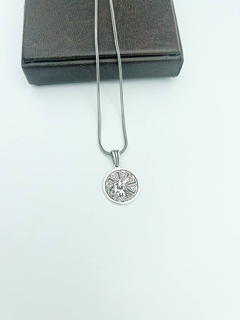 slushy chain and necklace