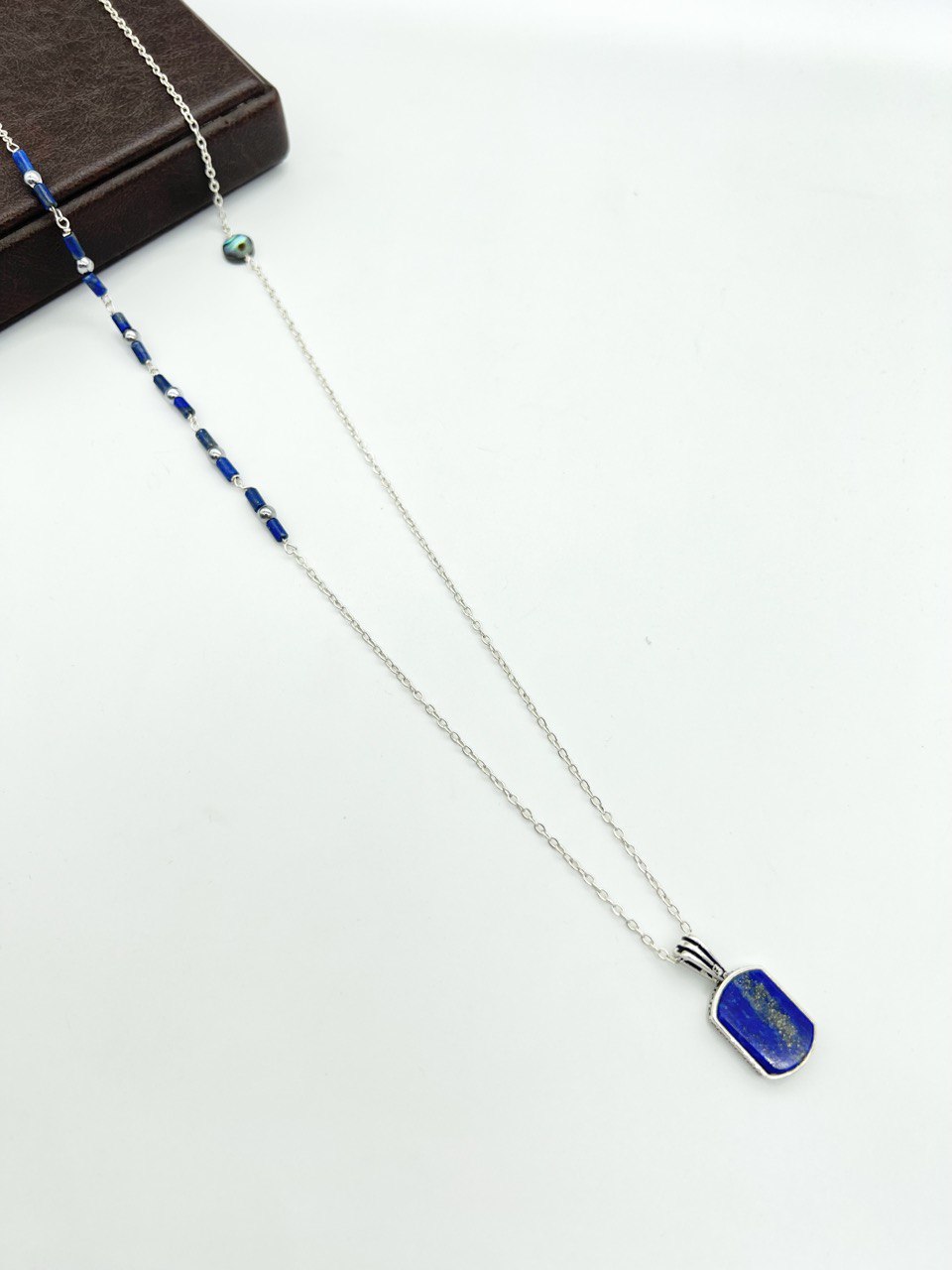 Necklace lapis lazuli stone chain